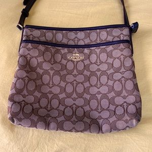 COACH CROSSBODY, traditional canvas, 10.5 inches x 9 inches